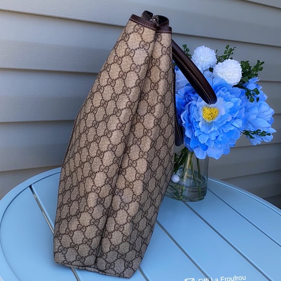 Authentic Gucci tote - Picture 13 of 16